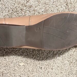 Array Tan Women's Flats